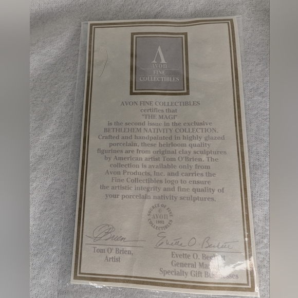 Vintage 1993 Avon Bethlehem Nativity Collection "Magi" 2nd Issue Set of 3 - Picture 9 of 12